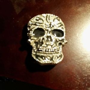 Skull rhinestone belt buckle